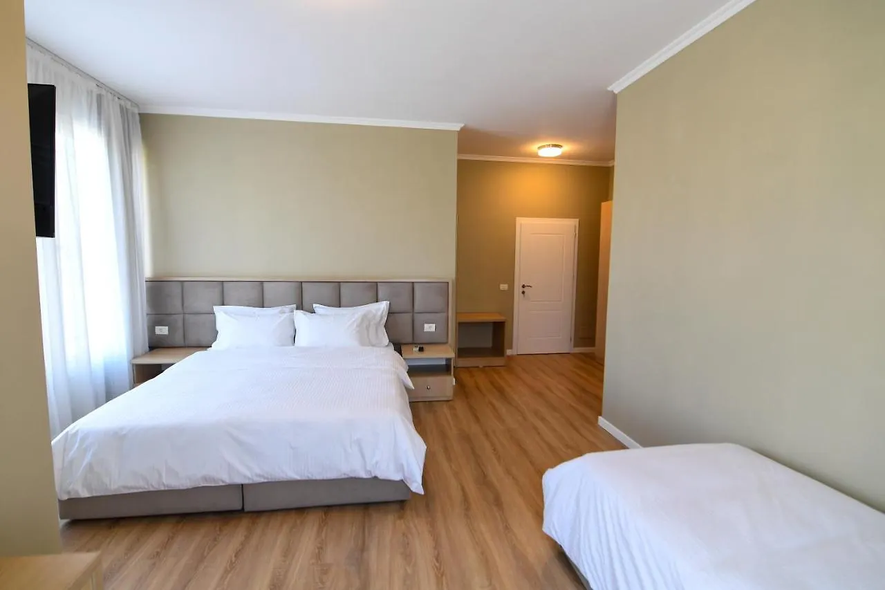 Santo Hotel Shkoder 0*,